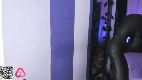        Please help me to reach 100 thumbs up online show from 04.02.26