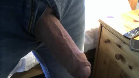 Snapshot of badlad10 chatting on 04.19.26 badlad10 online show from 04.19.26