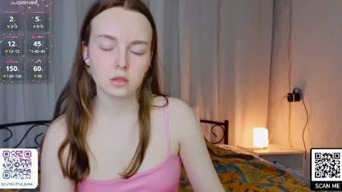 Snapshot of bae_cake_ chatting on 07.17.26 Alice online show from 07.17.26