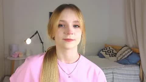 Snapshot of baeyoda chatting on 06.10.26 Kate online show from 06.10.26