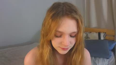 Snapshot of baeyoda chatting on 06.27.26 Kate online show from 06.27.26