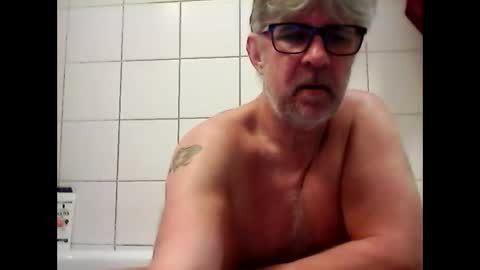baggelina75 online show from 02.19.25
