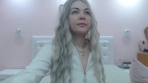 Banana online show from 04.14.26