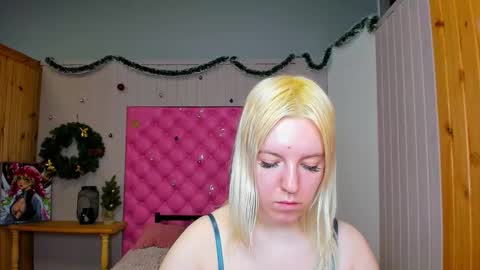 holly online show from 02.18.25