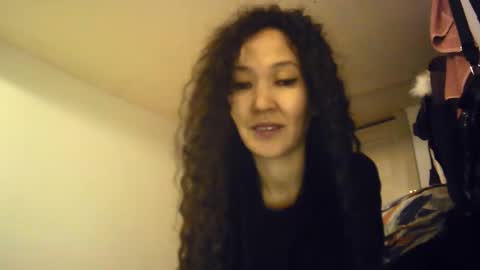 Snapshot of bailliy chatting on 12.10.24 bailliy online show from 12.10.24