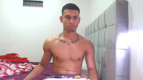 Snapshot of bairon_hugedick777 chatting on 03.01.25 bairon_hugedick777 online show from 03.01.25