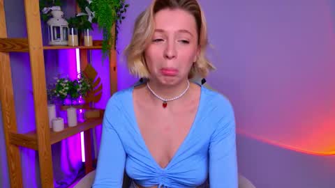 Snapshot of balerinacappuccino_ chatting on 02.18.26 Elly online show from 02.18.26