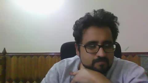 Snapshot of ballbustingslave1987nolimits chatting on 12.03.24 Ballbusting Slave online show from 12.03.24