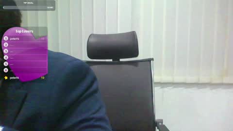 Snapshot of ballbustingslave1987nolimits chatting on 12.10.24 Ballbusting Slave online show from 12.10.24