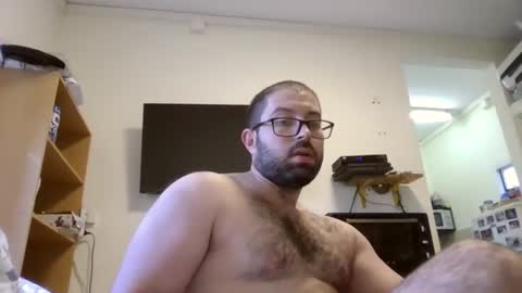 Snapshot of balloonman835316 chatting on 02.10.25 balloonman835316 online show from 02.10.25