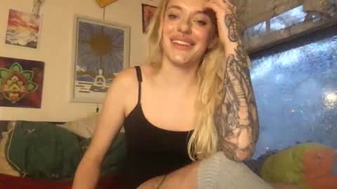 Snapshot of bambi647 chatting on 12.10.24 Bambi online show from 12.10.24