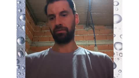 Snapshot of banana_argen_15 chatting on 12.27.24 Ezequiel online show from 12.27.24