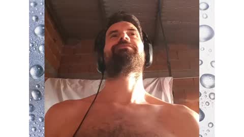 Snapshot of banana_argen_15 chatting on 01.11.25 Ezequiel online show from 01.11.25