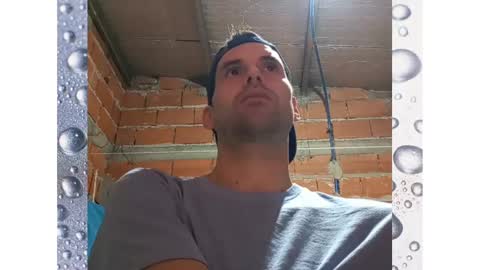 Snapshot of banana_argen_15 chatting on 01.18.25 Ezequiel online show from 01.18.25