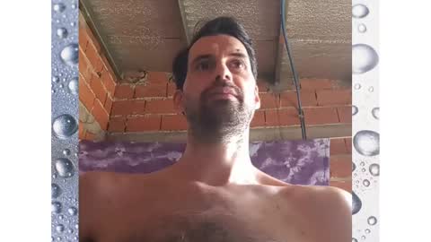 Snapshot of banana_argen_15 chatting on 01.27.25 Ezequiel online show from 01.27.25