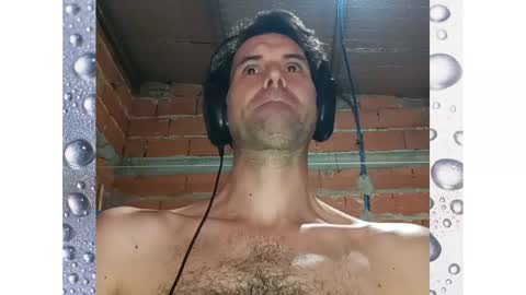 Snapshot of banana_argen_15 chatting on 03.01.25 Ezequiel online show from 03.01.25