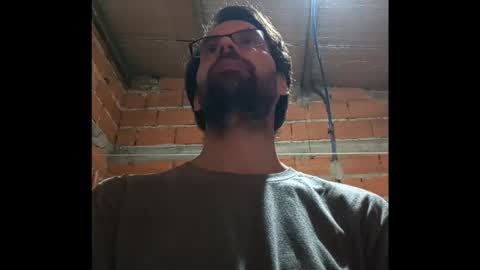 Snapshot of banana_argen_15 chatting on 10.03.25 Ezequiel online show from 10.03.25