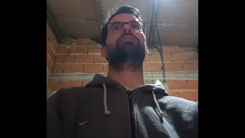 Snapshot of banana_argen_15 chatting on 11.13.25 Ezequiel online show from 11.13.25