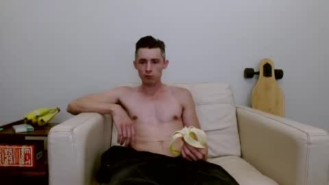 Snapshot of bananacurvesleft chatting on 06.05.26 bananacurvesleft online show from 06.05.26