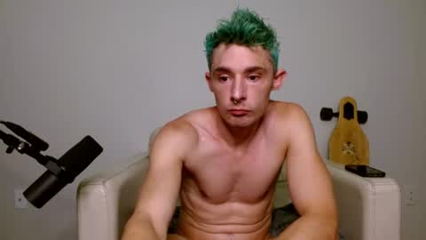 bananacurvesleft online show from 07.18.26