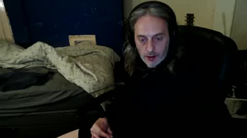 bangintoleather online show from 04.30.26
