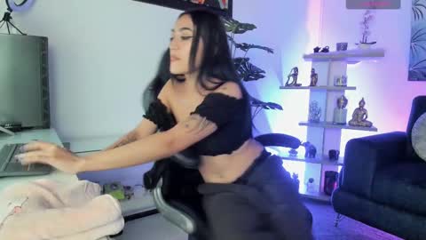 Snapshot of baphy_baby chatting on 02.18.25 Gabi online show from 02.18.25