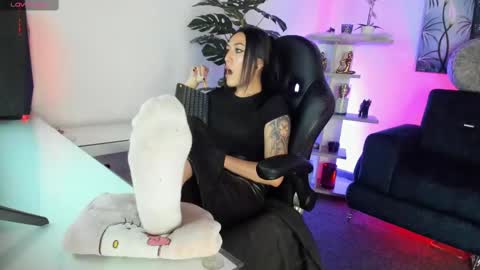 Gabi  online show from 09.30.25