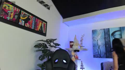 Snapshot of baphy_baby chatting on 12.14.25 Gabi online show from 12.14.25