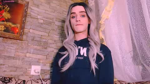 Barbara Blossom online show from 09.24.25