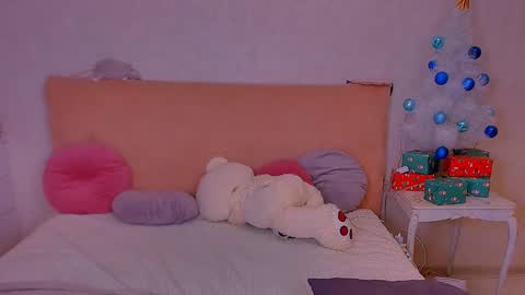 Barbie Kim online show from 12.23.24