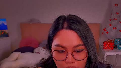 Barbie Kim online show from 01.24.25