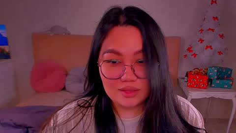 Barbie Kim online show from 01.24.25