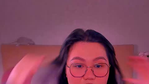 Barbie Kim online show from 02.21.25