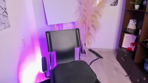 Barbara  online show from 09.19.25