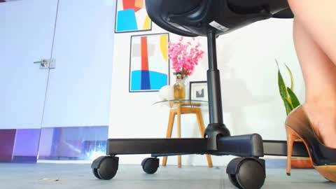 Barbara online show from 11.12.25