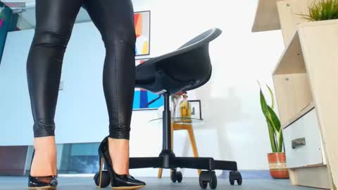 Barbara online show from 11.15.25