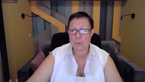 barbaraturners online show from 12.18.24