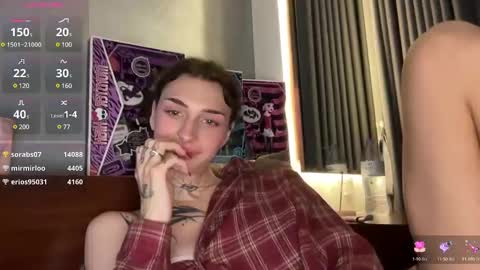 Snapshot of barbie_bi chatting on 12.26.24 My name is Molly. Please say hello I like talking to you. If you have any wishes or obscene desires please use the tip menu online show from 12.26.24