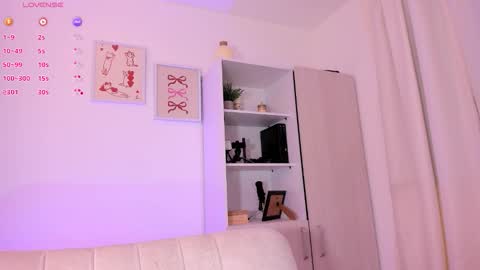  independet model online show from 11.13.25