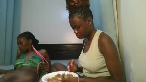 queen online show from 10.31.25