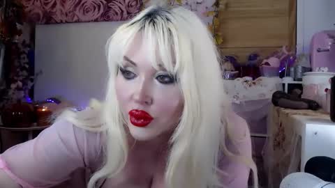 Snapshot of barbieely chatting on 01.13.26 ely ink online show from 01.13.26