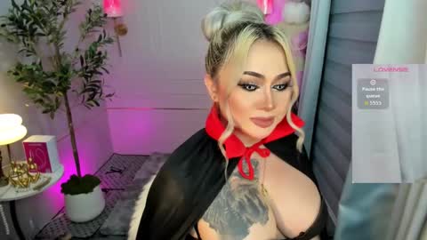 Miss Alexa Fields  online show from 10.30.25