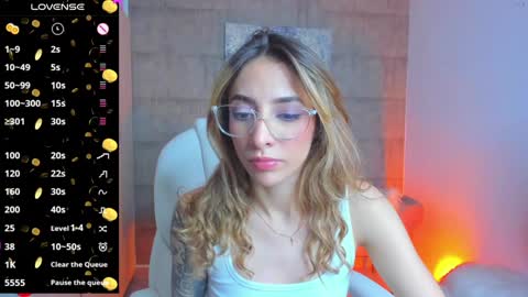 Snapshot of barbiie_scoth chatting on 02.01.25 Barbie Scot online show from 02.01.25