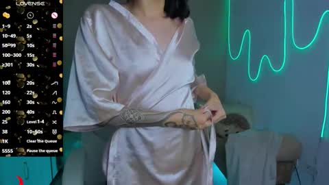 Snapshot of barbiie_scoth chatting on 10.18.25 Barbie Scot online show from 10.18.25