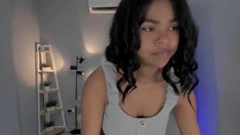 Luna online show from 01.25.25