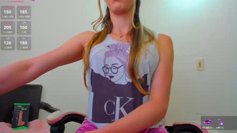 Snapshot of barby_cute chatting on 09.11.25 Barby Cute only fans  online show from 09.11.25