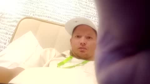 Snapshot of barniemay1 chatting on 01.08.25 barniemay1 online show from 01.08.25