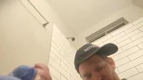 Snapshot of barniemay1 chatting on 11.04.25 barniemay1 online show from 11.04.25