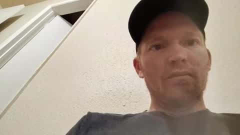 Snapshot of barniemay1 chatting on 04.21.26 barniemay1 online show from 04.21.26