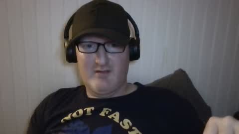 Snapshot of bartender_blue_eyes chatting on 12.22.24 Bartender Blue online show from 12.22.24